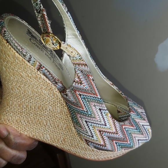 💢SOLD💢Coach and Four Ladies Multi Color Heels - Picture 11 of 14